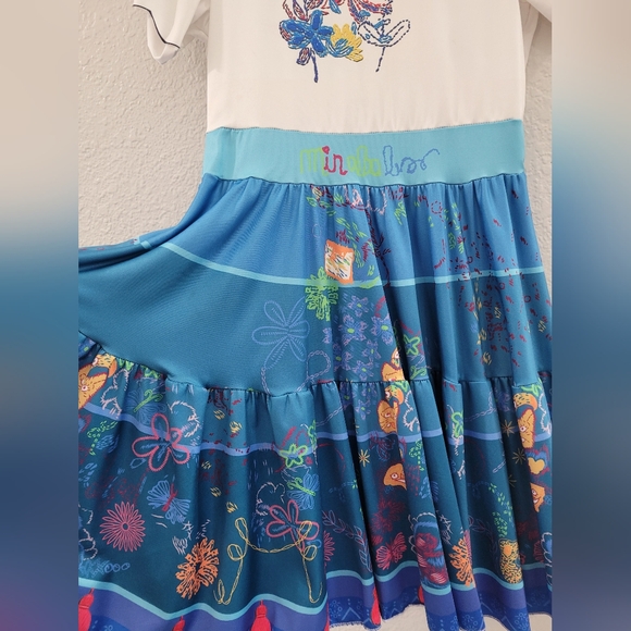 Encanto inspired Mirabel cosplay dress - Picture 2 of 12